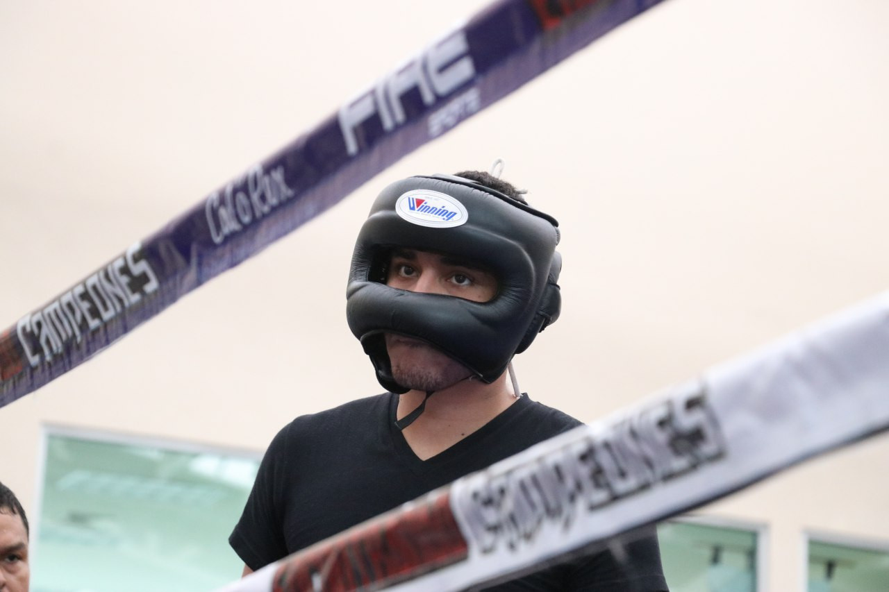 Presenta gobierno de Tampico pelea de exhibición del Boxeador Raúl Curiel 