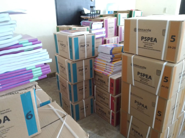 Llegan libros de texto para próximo ciclo escolar 2024-2025