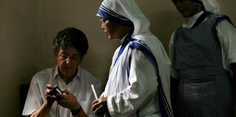 Investigan centros de la Madre Teresa por supuesto tráfico de bebés