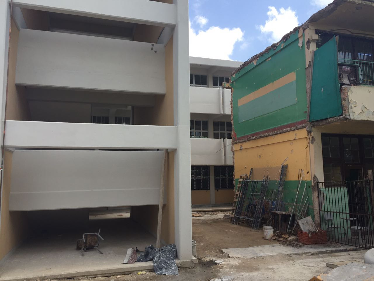 Por concluirse salones de clases de secundaria de Tampico