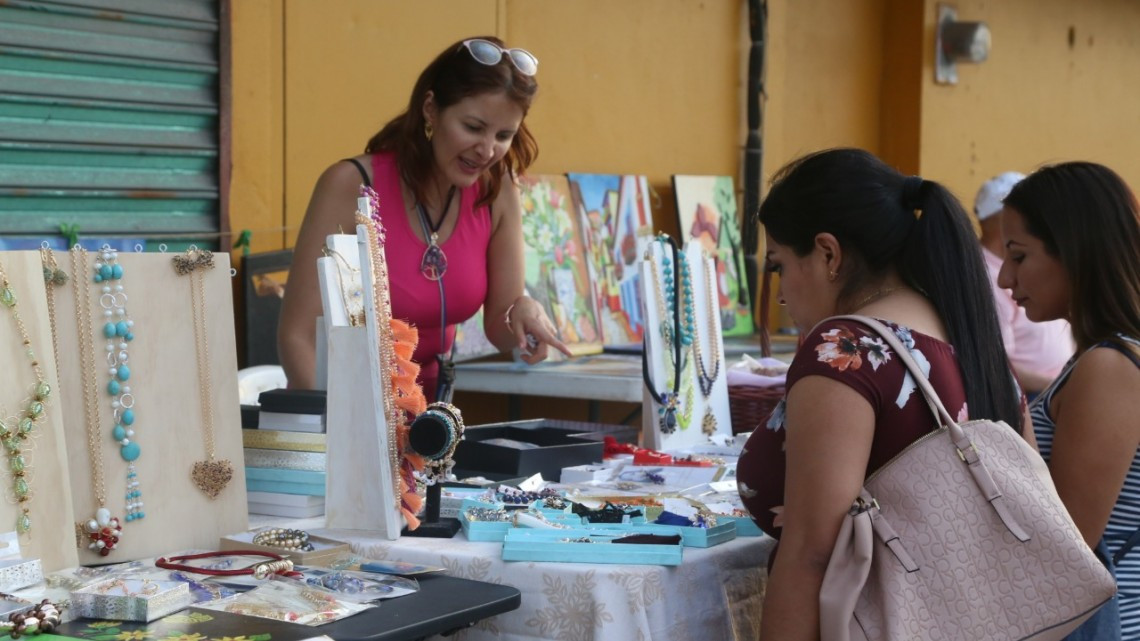 Disfrutan cerca de 4 mil personas Festival Del Taco y Festival Algarabía