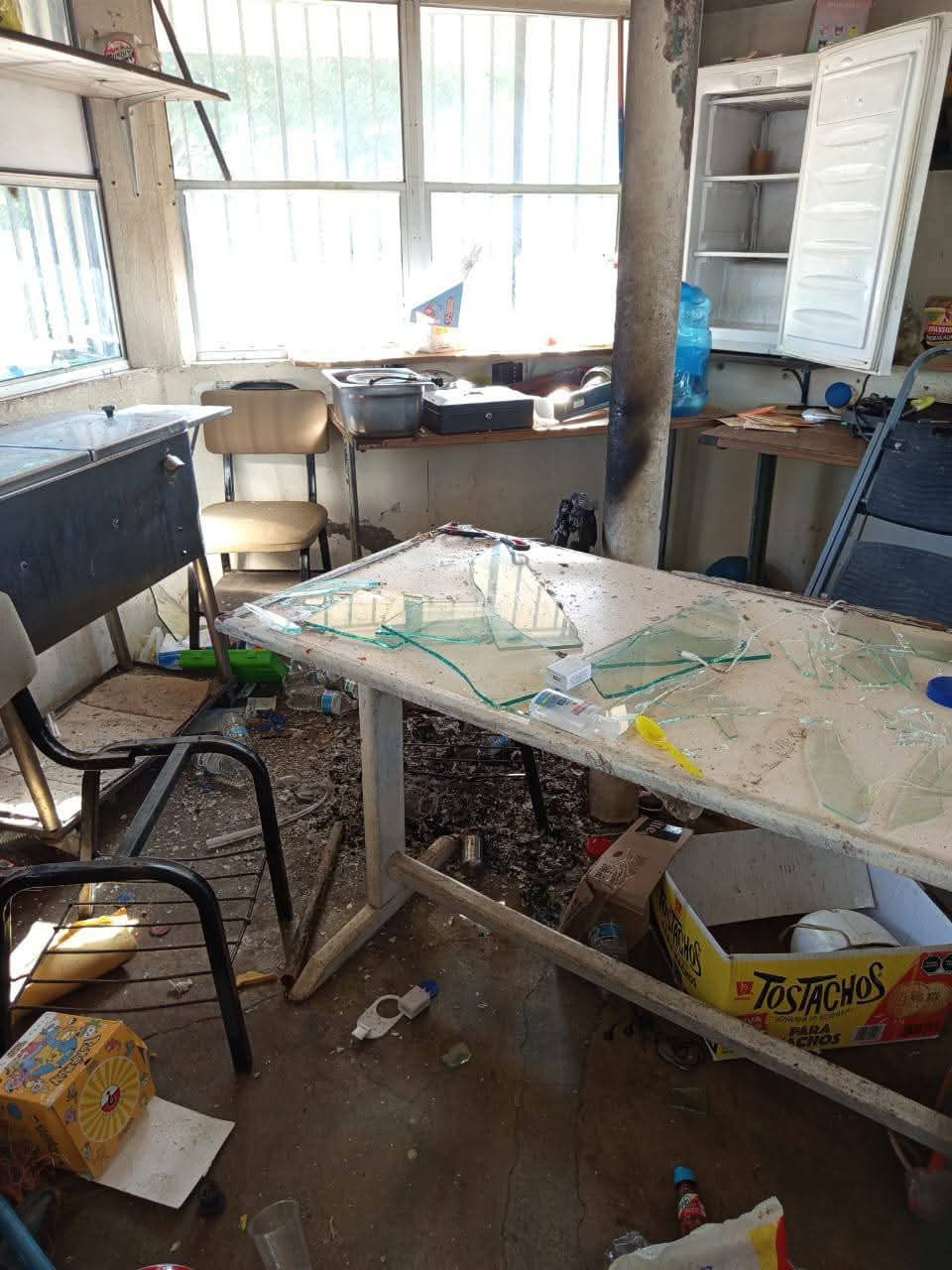 Autoridades instan a presentar denuncias por robos en escuelas y negocios