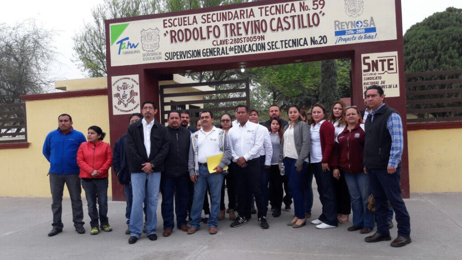 Maestros de secundaria 59 en Reynosa exigen su base sindical