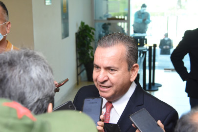 Lamentable la subasta de diputados: PRI