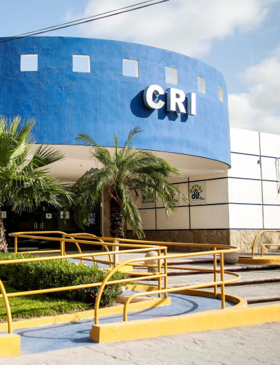 Por ahorro, personas vienen para tratamientos en el CRI