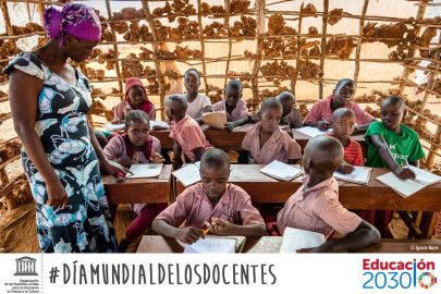 Hoy celebramos a los maestros de la enseñanza ¡Feliz día!