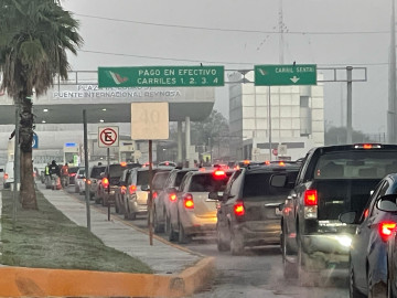 Transportistas exigen al uso de tecnología en retenes de puentes internacionales