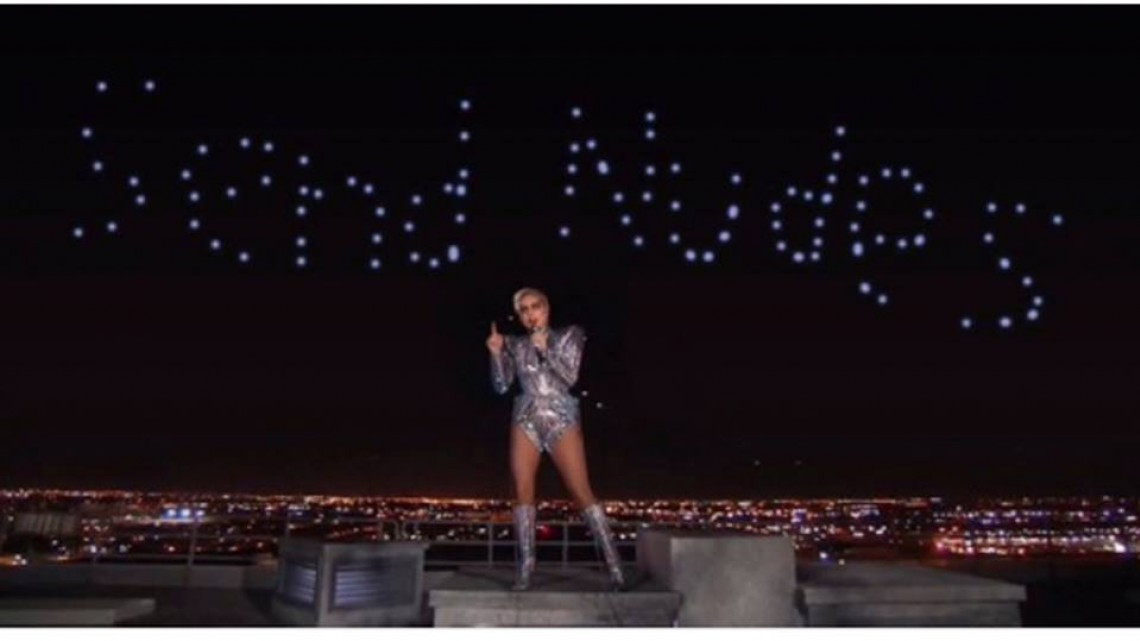 Lady Gaga y los memes de su actuación en el Super Bowl