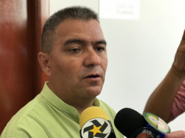 Párroco advierte que difuntos necesitan oración en su día antes que ofrendas