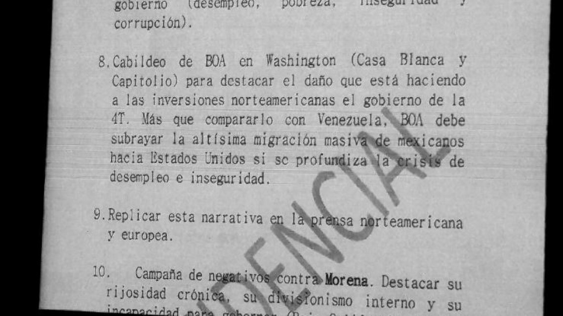 AMLO presenta documentos sobre presunta estrategia de bloque opositor para derrocarlo