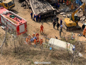 Descarrilamiento de tren deja seis muertos en China
