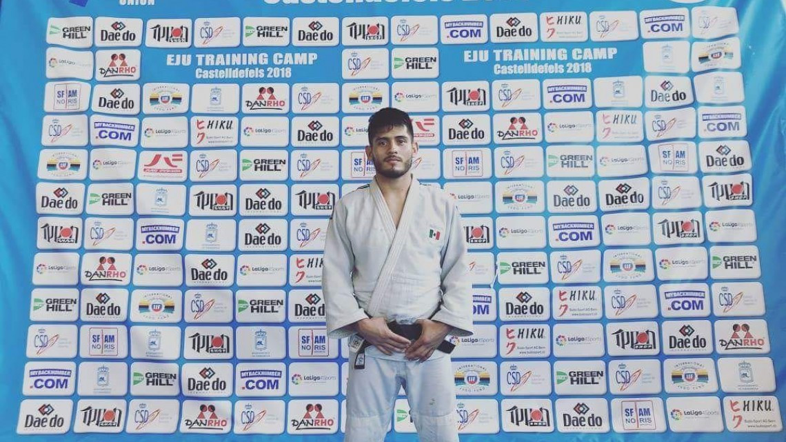 Araujo participa en Campamento de especialización en España