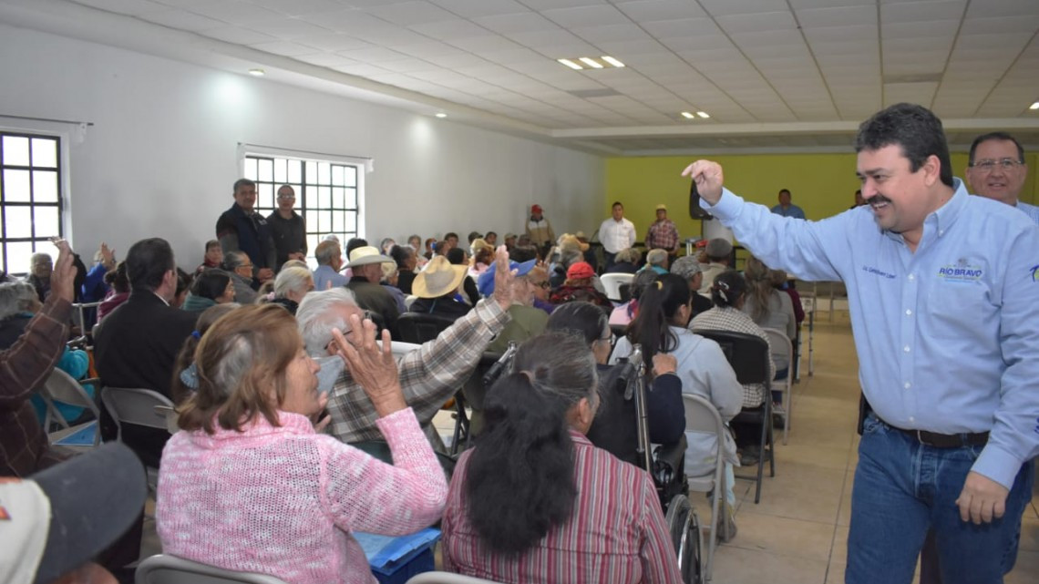 Gestionará Carlos Ulivarri apoyos para la población vulnerable