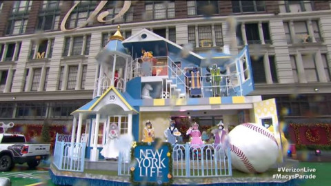 Celebran tradicional desfile de Acción de Gracias de NY 