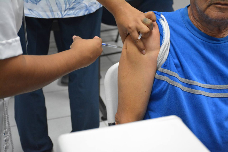 Se suma DIF a campaña nacional de vacunación contra la influenza y COVID-19