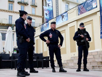 Ante ataques terroristas presidente francés crea el Centro Nacional Antiterrorista 