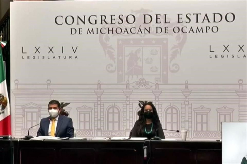 Aprueban en Michoacán acceso gratuito a productos de gestión menstrual en escuelas públicas