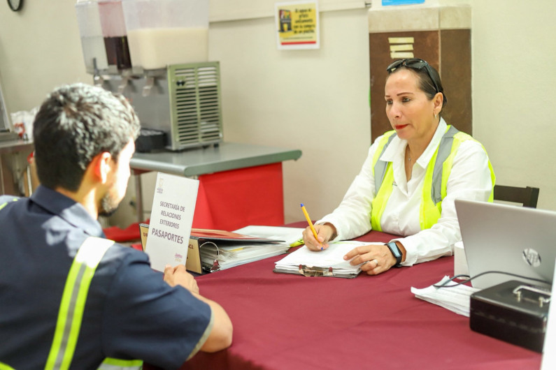 Gobierno Municipal acerca servicios a más de 270 trabajadores de la empresa Chromalox