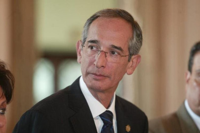 Detienen al ex presidente guatemalteco Álvaro Colom 