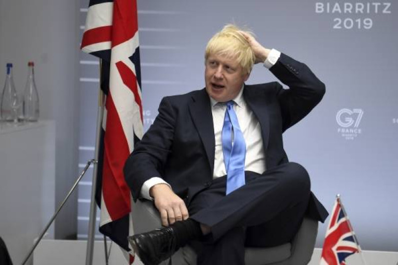 Boris Johnson se muestra preocupado por el conflicto comercial EUA-China