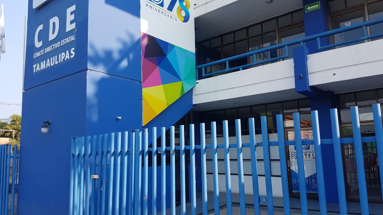 Balean sede del PAN en Tamaulipas 