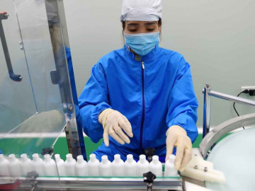 Van mil 519 muertos en China por COVID-19