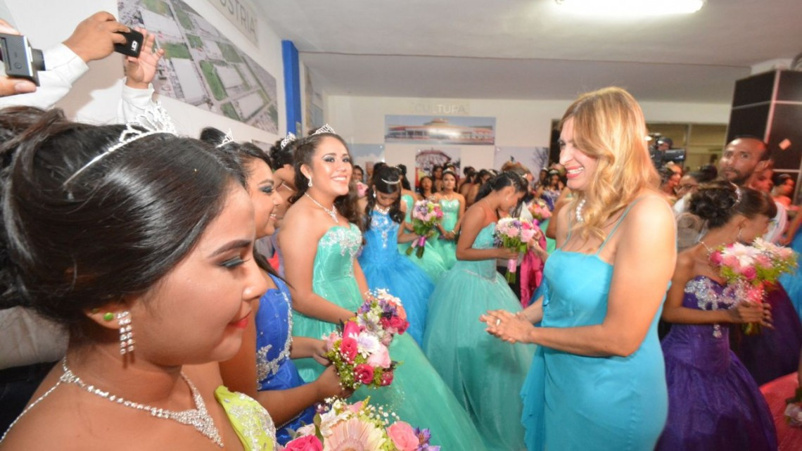 Tuvieron 67 jovencitas 'Mis XV'