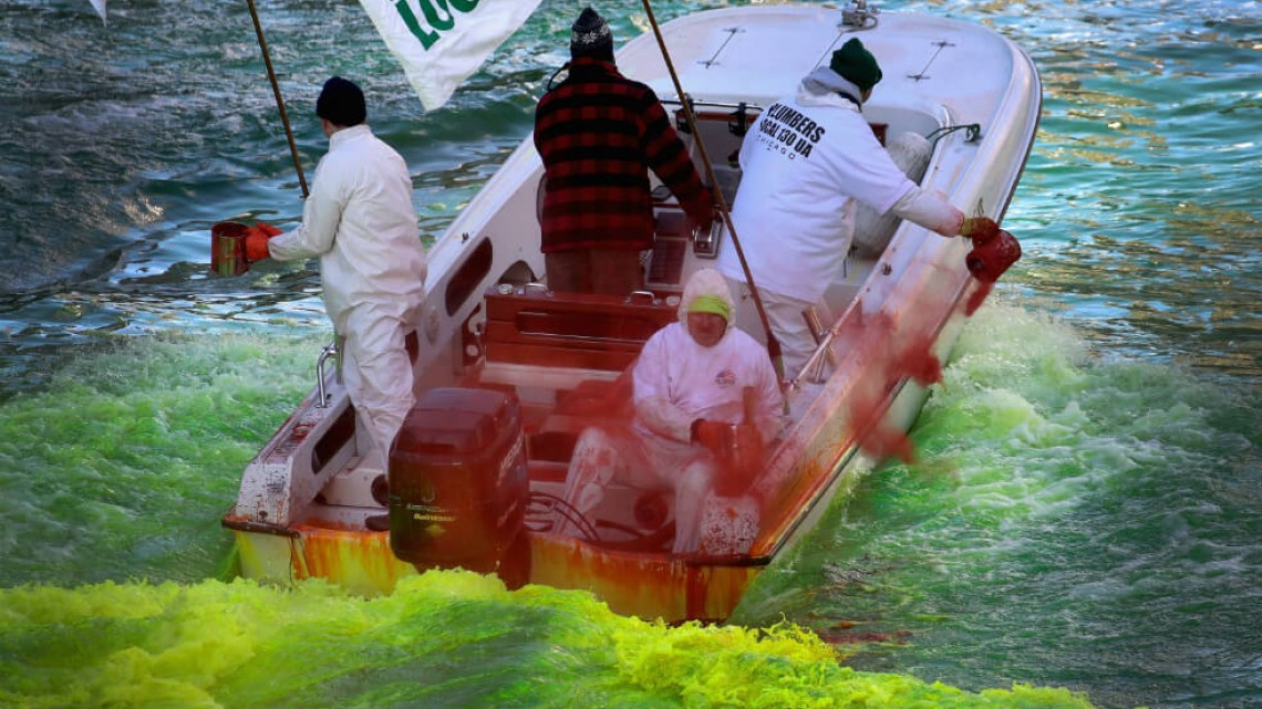 Chicago se tiñe de verde