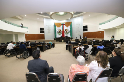 Visibilizan personas con discapacidad los retos  que enfrentan en el ámbito profesional y social